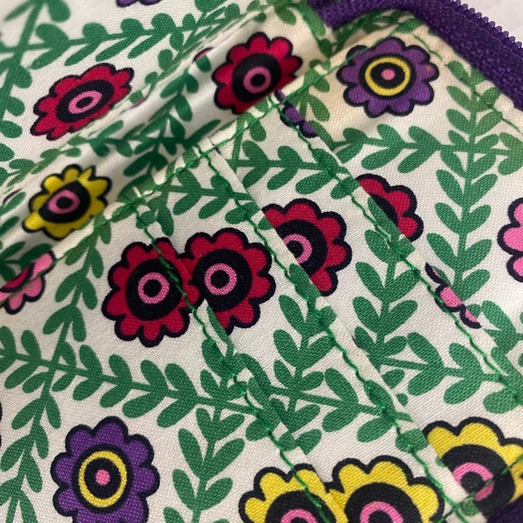 VERA BRADLEY‎ WRISTLET WALLET - Picture 4 of 6